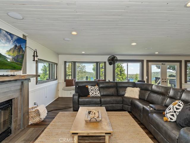 533 Sunderland Court