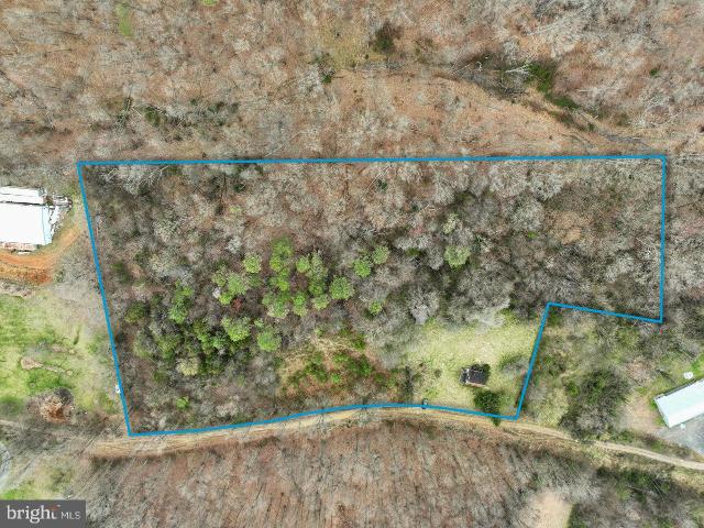 533 Railroad Ave, Shenandoah, VA 22849 | MLS #VAPA2005