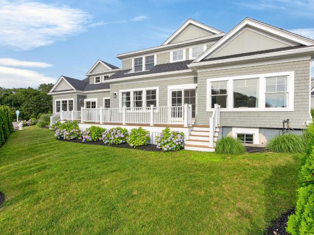 533 Woods Hole Road UNIT B101