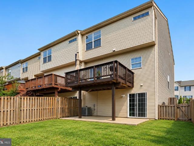 533 Tuliptree Square NE