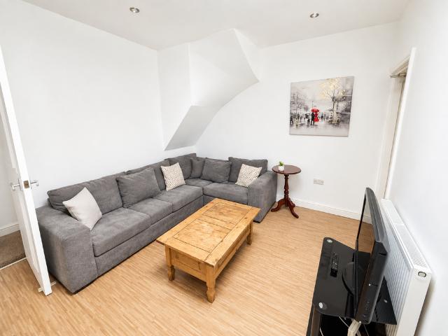 533A Ecclesall Road, Sheffield 4 bed house share to rent £377 pcm £87 pw