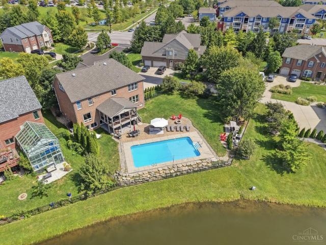 5345 Mapledale Way
