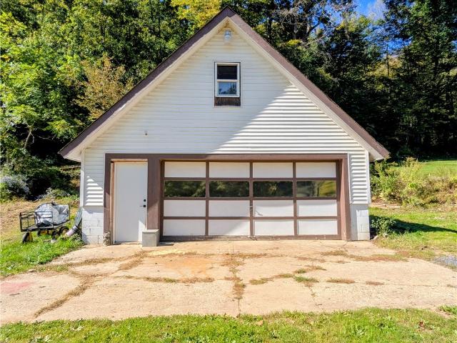 5345 Gardeau Road