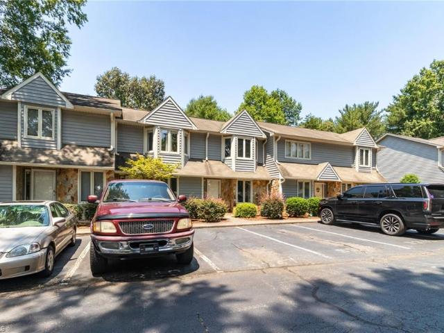 5347 Summit Heights Drive