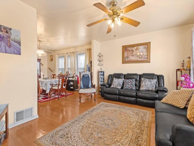5349 W Fletcher St, Chicago, IL 60641 | MLS #12671
