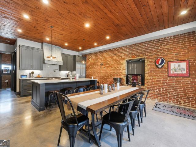 534 2ND Street