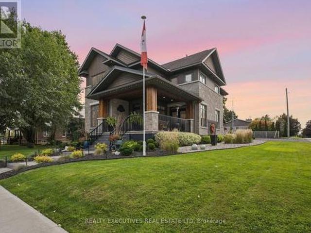 534 St Lawrence Street, North Dundas, ON, K0C 2K0 house for sale | Listing ID X13822 | Royal LePage