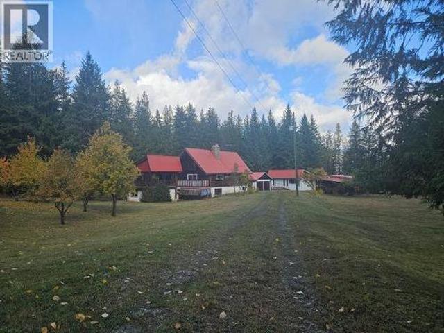 534 Willow Street, Fauquier, BC, V0G 1K0 house for sale | Listing ID 10367 | Royal LePage