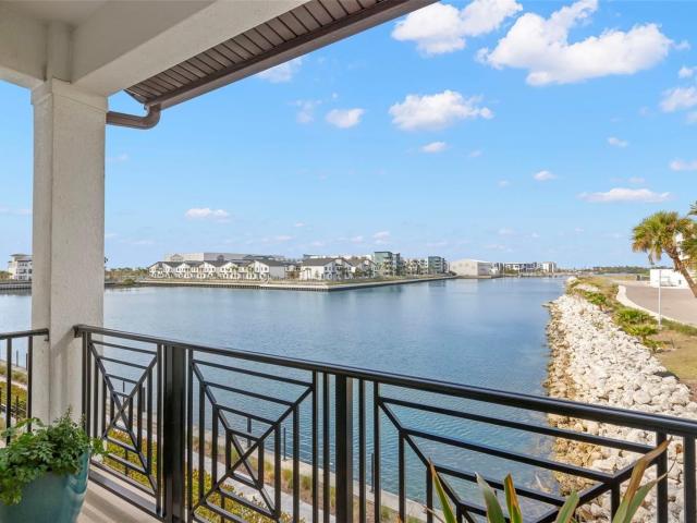 5351 Bridge St UNIT 19, Tampa, FL
