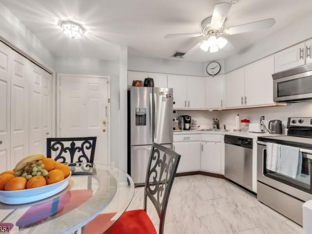535 541 Bayway Ave # 2B