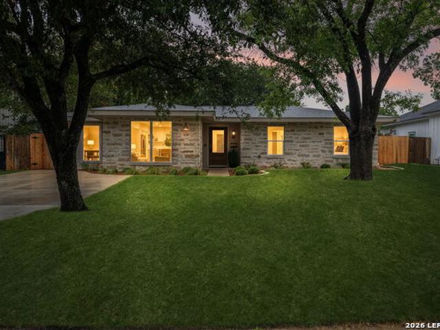 535 Brightwood Pl