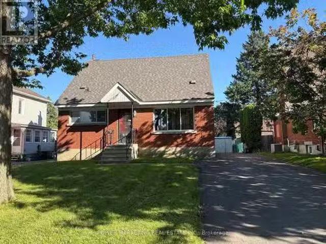 535 Dunbrack Street, Ottawa, ON, K1K 1J4 house for sale Lis.