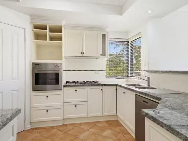 5/35 Haig Park Circle, East Perth Apartment for rent Listed b.