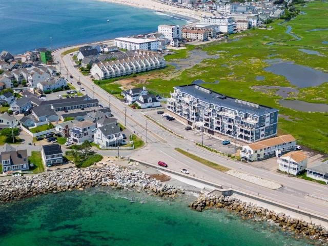 535 Ocean Blvd # 403