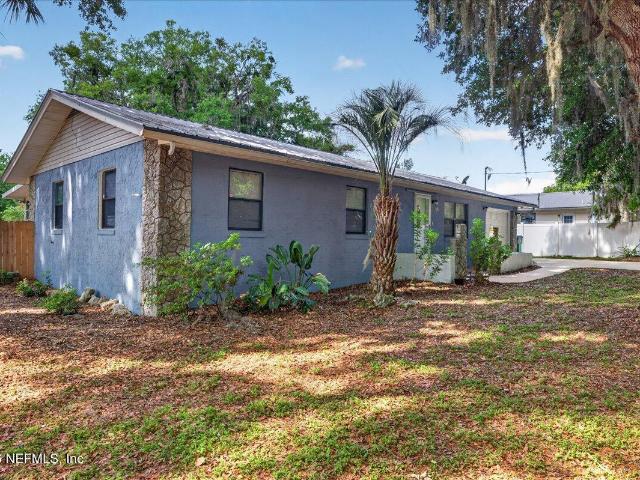 535 S Prospect St, Crescent City, FL 32112 | MLS #2142