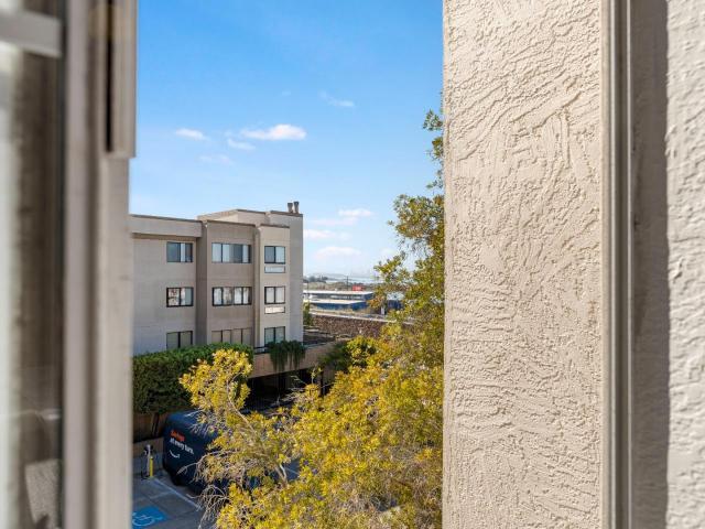535 Pierce Street 2310
