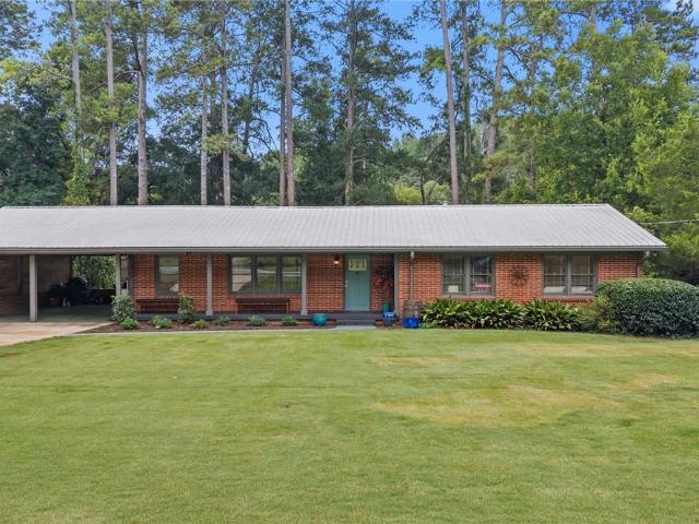 535 Riverhill