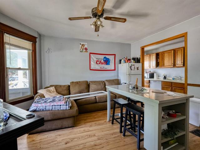535 W Dayton Street
