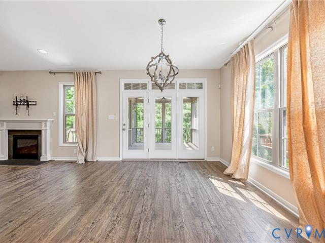 5365 Villa Green Court