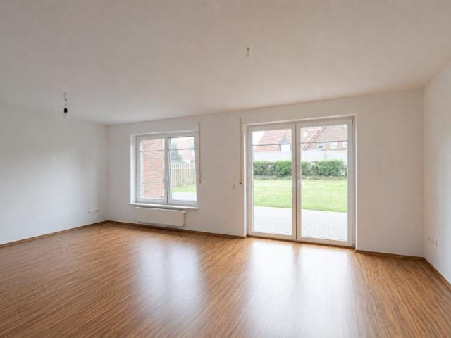 5361 Attraktive Doppelhaushälfte mit Carport in zentraler Lage von Edewecht