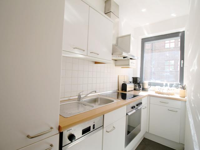 536 | City apartment on Auguststr. with terrace in Mitte Gallery District