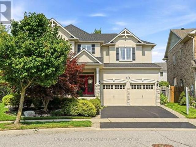 536 Cusick Circle, Milton, ON, L9T 0N1 house for sale | Listing ID W13675 | Royal LePage