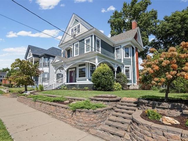 536 E 6th St, Alton, IL 62002