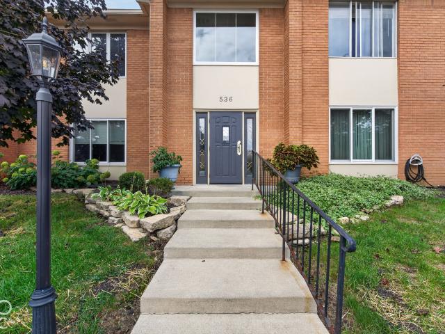 536 E Hunters Drive # APT C