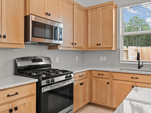 536 Red Cascade Trail