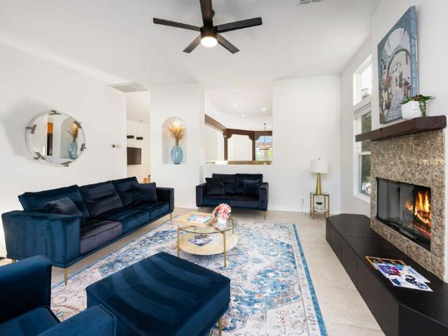 53700 Avenida Madero