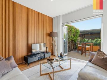 5/371 angas street adelaide sa townhouse for rent lj hooker