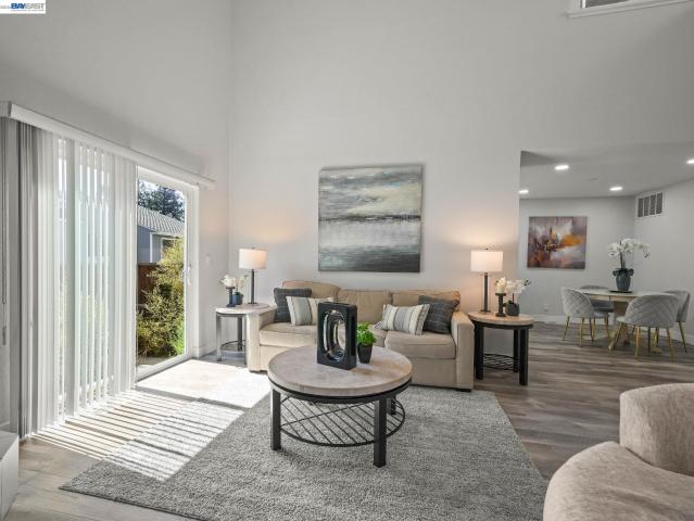 5371 San Simeon Pl