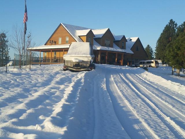 5371 Upper Fords Creek & 5373 Upper fords Creek. 2016 guest house 26x40