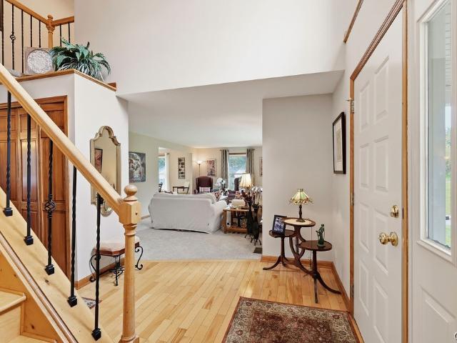 5372 Barrows Pointe