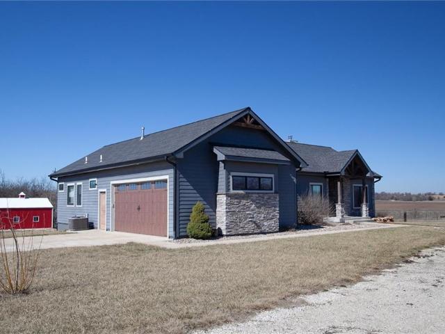 537 E 550 Road