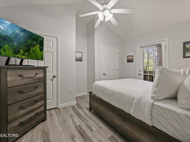 537 Johnson Lane 2