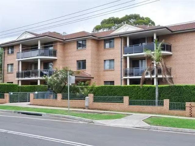 5/37 Sir Joseph Banks Street, BANKSTOWN Apartment for rent Li.
