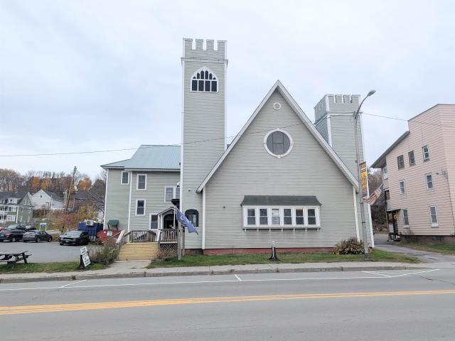 537 Railroad St, Johnsbury, VT 05819 | MLS #5067
