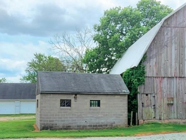 53805 County Road 43