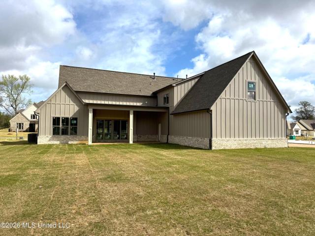 5381 Grayson Way