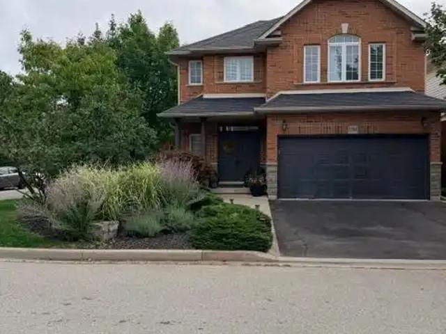 5383 HALDIMAND CRESCENT