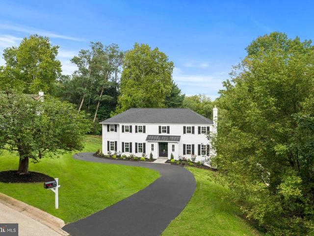 538 Camp Woods Circle