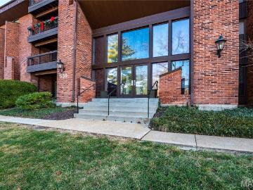 539 Coeur De Royale Dr, Unit 307, Creve Coeur, MO 63141 | MLS #26000