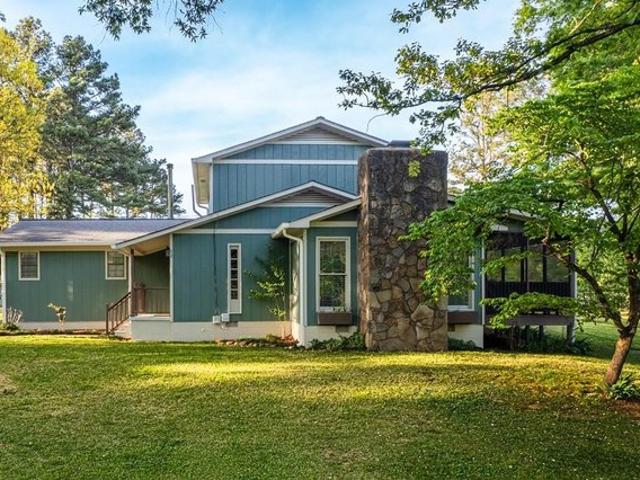 539 Wildwood Dr, Chatsworth, GA 30705