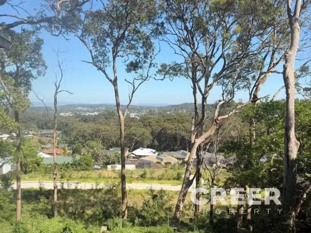 57 Bullsgarden Road, Whitebridge House for rent Listed by Day.