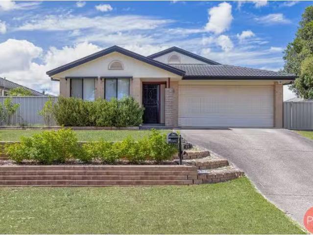 57 Ferraby Drive, METFORD House for rent Listed by Rentals De.