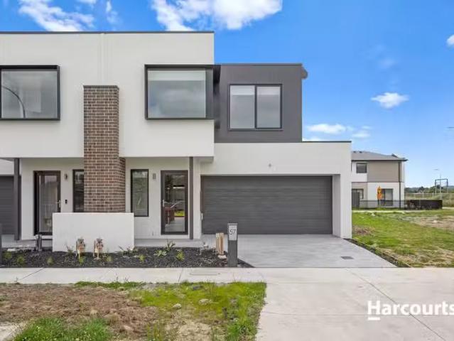57 Flaxlilly Crescent, Officer, VIC 3809 Townhouse for Rent