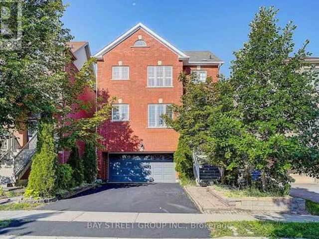 57 Gail Parks Crescent, Newmarket, ON, L3X 3B9 house for sale | Listing ID N13822 | Royal LePage