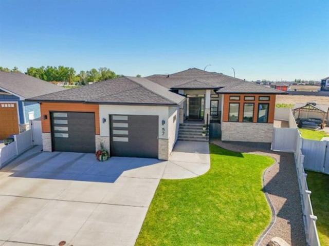 57 Hamptons Gate Se, Medicine Hat, AB, T1B 0N7 house for sale | Listing ID A2339 | Royal LePage