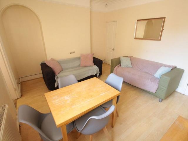 57 Hewson Road, Lincoln, Lincolnshire, LN1 1RZ